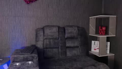 Snapshot of thalia_anderson chatting on February 2026 11:31:01 PM Thalia Anderson online show from February 2026 11:31:01 PM