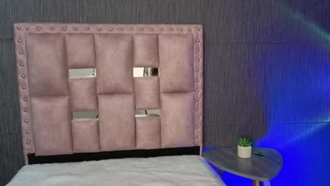 Snapshot of thalia_anderson chatting on April 2026 07:47:02 PM Thalia Anderson online show from April 2026 07:47:02 PM