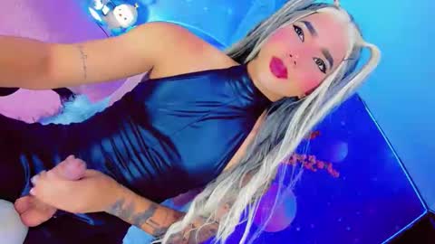 Snapshot of thalia_gil21 chatting on April 2026 11:27:02 PM Thalia Girl online show from April 2026 11:27:02 PM