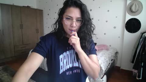    online show from November 2025 05:13:01 PM