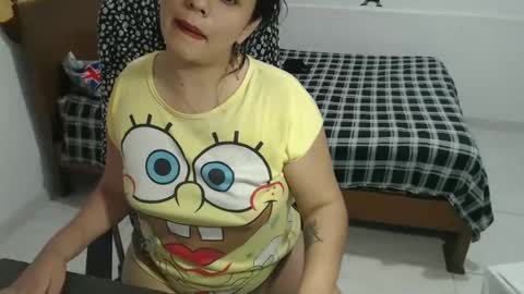 Snapshot of thamara__1023 chatting on January 2025 05:49:01 PM thania sometimes in the company of Alan and Maria online show from January 2025 05:49:01 PM