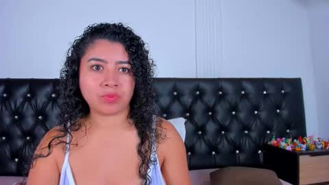 Snapshot of thara_webstter chatting on November 2025 12:05:02 PM thara webstter online show from November 2025 12:05:02 PM