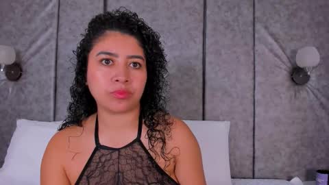 Snapshot of thara_webstter chatting on January 2026 11:45:02 AM thara webstter online show from January 2026 11:45:02 AM