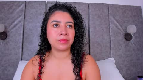 Snapshot of thara_webstter chatting on February 2026 11:26:01 AM thara webstter online show from February 2026 11:26:01 AM