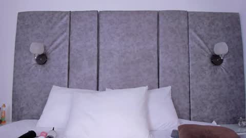 Snapshot of thara_webstter chatting on February 2026 11:42:01 AM thara webstter online show from February 2026 11:42:01 AM