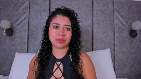 Snapshot of thara_webstter chatting on April 2026 11:04:02 AM thara webstter online show from April 2026 11:04:02 AM