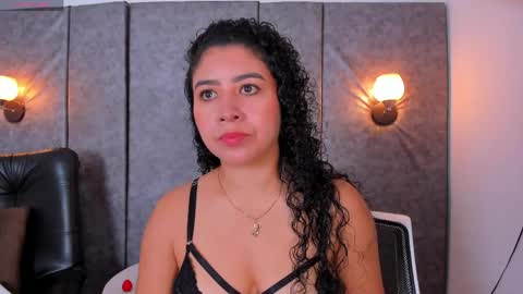 Snapshot of thara_webstter chatting on May 2026 11:42:02 AM thara webstter online show from May 2026 11:42:02 AM