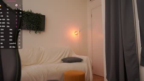 my name is Lucy online show from October 2025 06:52:01 AM