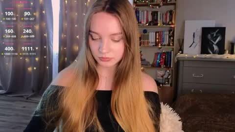 Snapshot of thatonerabbit chatting on April 2026 10:46:01 AM Alice online show from April 2026 10:46:01 AM