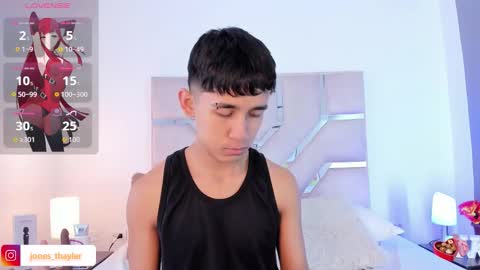 Thayler  online show from December 2025 11:19:01 AM