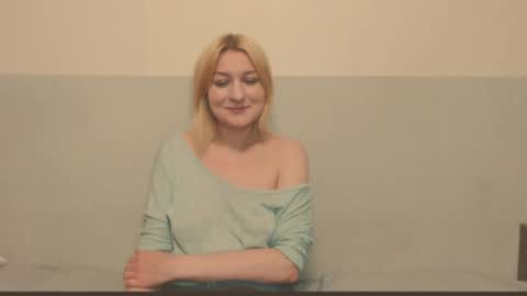 Snapshot of the_basic_instinctt chatting on June 2026 03:40:01 PM Eva online show from June 2026 03:40:01 PM
