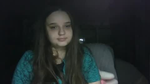 Snapshot of the_best_girl_in_the_world1 chatting on November 2025 01:28:01 AM best girl online show from November 2025 01:28:01 AM