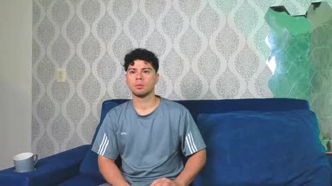 Ithan and Leo online show from September 2025 07:31:01 AM