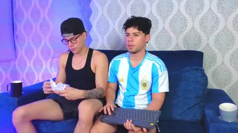 Ithan and Leo online show from October 2025 07:26:02 AM