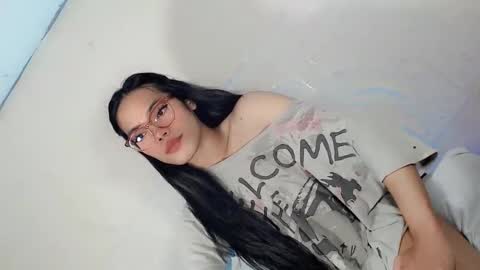 the_horny_bella online show from April 2026 11:52:02 AM