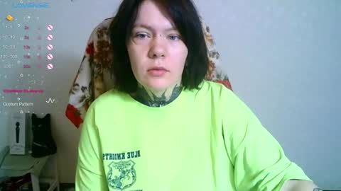 Snapshot of the_ice_owl chatting on October 2025 07:00:02 AM the_ice_owl online show from October 2025 07:00:02 AM