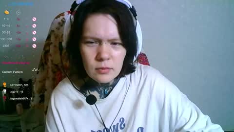 Snapshot of the_ice_owl chatting on October 2025 08:26:02 AM the_ice_owl online show from October 2025 08:26:02 AM