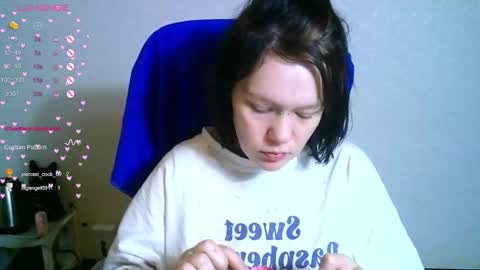 Snapshot of the_ice_owl chatting on October 2025 11:42:01 AM the_ice_owl online show from October 2025 11:42:01 AM