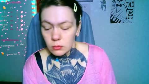 Snapshot of the_ice_owl chatting on November 2025 06:01:01 AM the_ice_owl online show from November 2025 06:01:01 AM