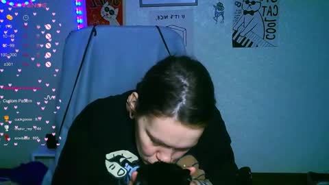 Snapshot of the_ice_owl chatting on November 2025 01:55:02 PM the_ice_owl online show from November 2025 01:55:02 PM