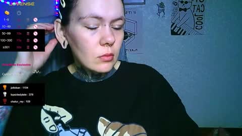 Snapshot of the_ice_owl chatting on November 2025 12:58:01 AM the_ice_owl online show from November 2025 12:58:01 AM