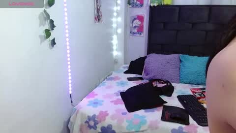 the_lesbian_game online show from April 2026 06:14:02 PM