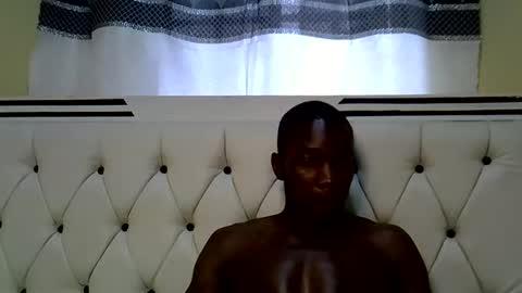 Snapshot of the_logking chatting on January 2026 05:44:01 AM the_logking online show from January 2026 05:44:01 AM