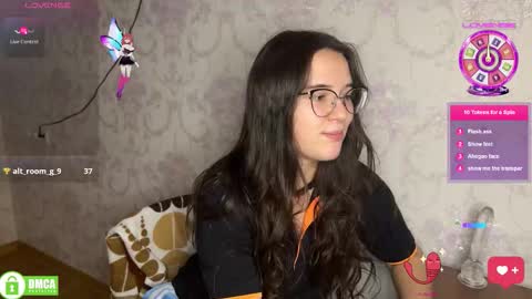 Snapshot of the_princese chatting on December 2025 05:22:02 PM Alice online show from December 2025 05:22:02 PM