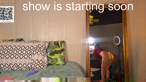 Snapshot of the_pussy_boulevard chatting on April 2026 12:34:01 AM Anna online show from April 2026 12:34:01 AM