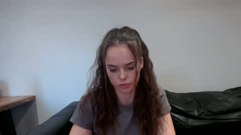 Jade online show from July 2026 06:43:02 PM
