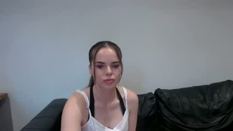 Jade online show from July 2026 07:05:02 PM