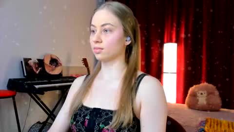 Ally    STREAMING ON TWITCH NOW Check my Twitter for updates online show from January 2026 07:14:01 AM