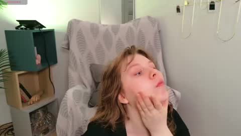 The Rosemarie I Wed FriSun 1 AM  9 AM EDT online show from June 2026 05:32:02 AM