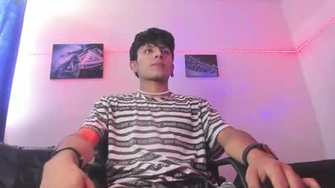 Danny online show from December 2024 05:02:01 PM