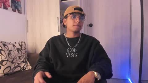 Danny online show from September 2025 04:13:02 AM