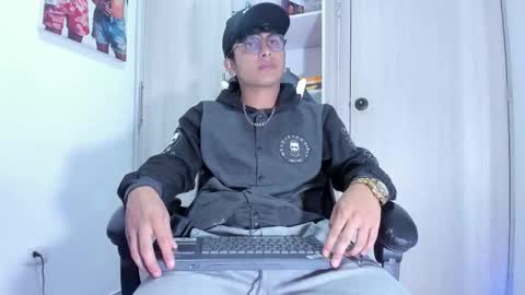 Danny online show from October 2025 03:37:02 AM