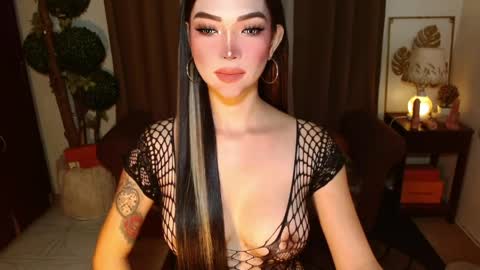 thea_whong online show from March 2026 02:16:02 AM