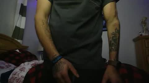 Snapshot of theamezcua98 chatting on December 2024 09:17:02 AM theamezcua98 online show from December 2024 09:17:02 AM