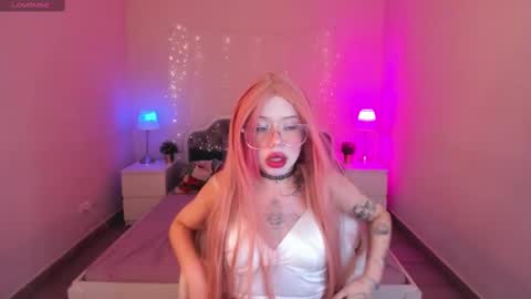 Snapshot of theangelykitty chatting on January 2025 01:29:01 AM theangelykitty online show from January 2025 01:29:01 AM