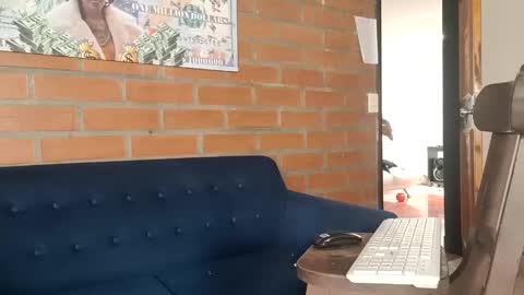 Snapshot of thebadwolf818 chatting on October 2025 04:52:02 PM thebadwolf818 online show from October 2025 04:52:02 PM