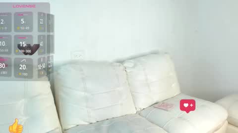 Snapshot of thebadwolf818 chatting on November 2025 12:27:02 PM thebadwolf818 online show from November 2025 12:27:02 PM