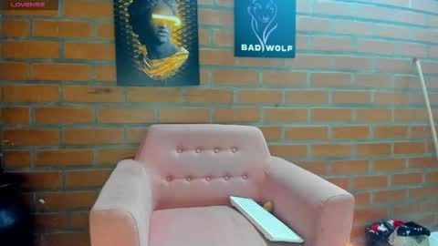 thebadwolf818 online show from April 2026 10:08:02 AM