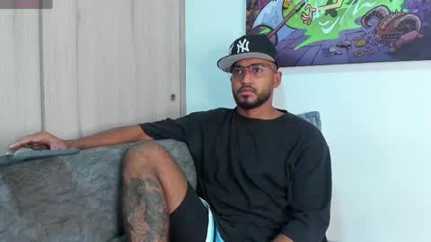 Snapshot of theblack_frank chatting on April 2026 10:49:02 AM theblack_frank online show from April 2026 10:49:02 AM