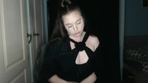 raissa online show from July 2026 06:44:01 PM