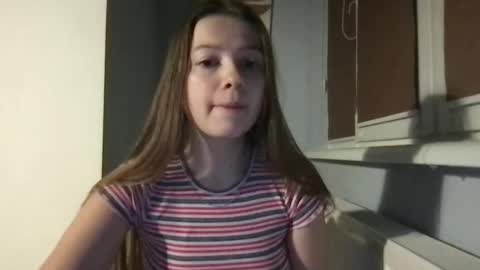 Snapshot of thecrystal chatting on February 2025 03:39:01 PM Crystal online show from February 2025 03:39:01 PM