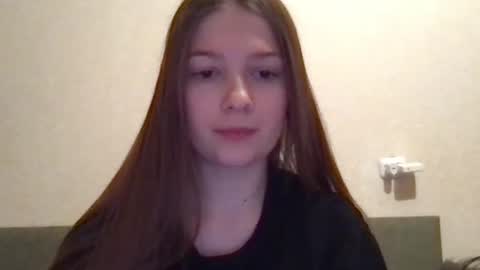 Snapshot of thecrystal chatting on February 2026 07:32:02 PM Crystal online show from February 2026 07:32:02 PM