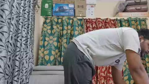 thecuteboyy online show from May 2026 04:04:02 PM
