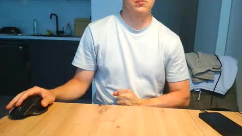 Snapshot of thecuteguy144949 chatting on June 2026 03:17:01 PM thecuteguy144949 online show from June 2026 03:17:01 PM