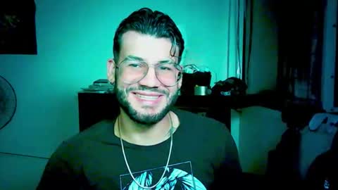 Snapshot of thedragonboyxxx chatting on March 2026 01:12:01 AM thedragonboyxxx online show from March 2026 01:12:01 AM