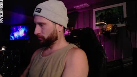 Snapshot of theehhteam chatting on November 2025 11:56:02 AM H online show from November 2025 11:56:02 AM